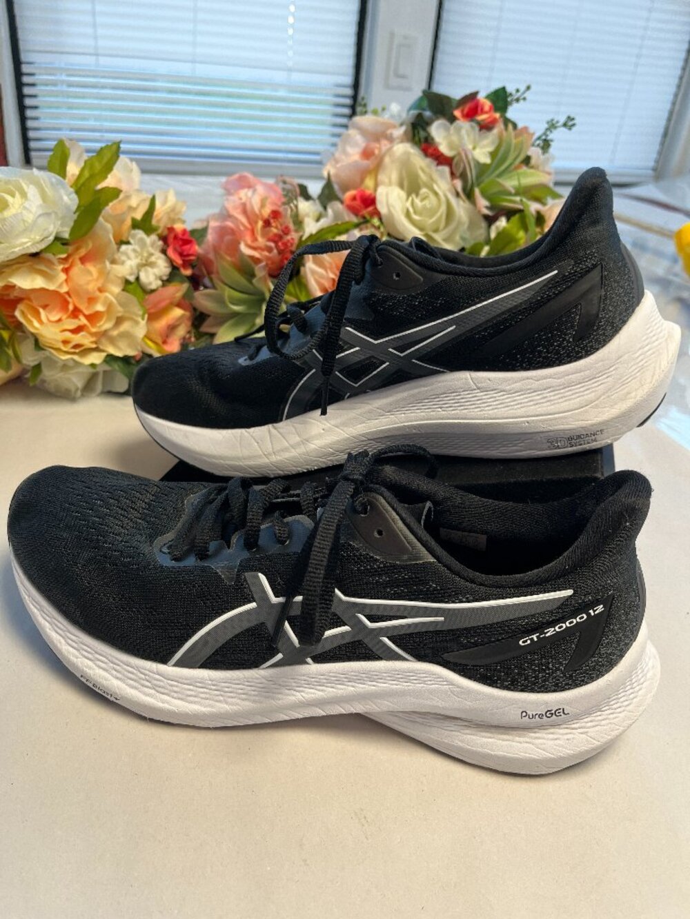 ASICS GT-2000 12 Running Shoes W 10.5 Narrow Black White